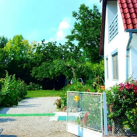 巴厘岛旅馆 度假居 Balatonberény